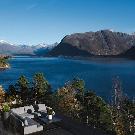 Villa Kristina / Andalsnes Torvik ภายนอก รูปภาพ