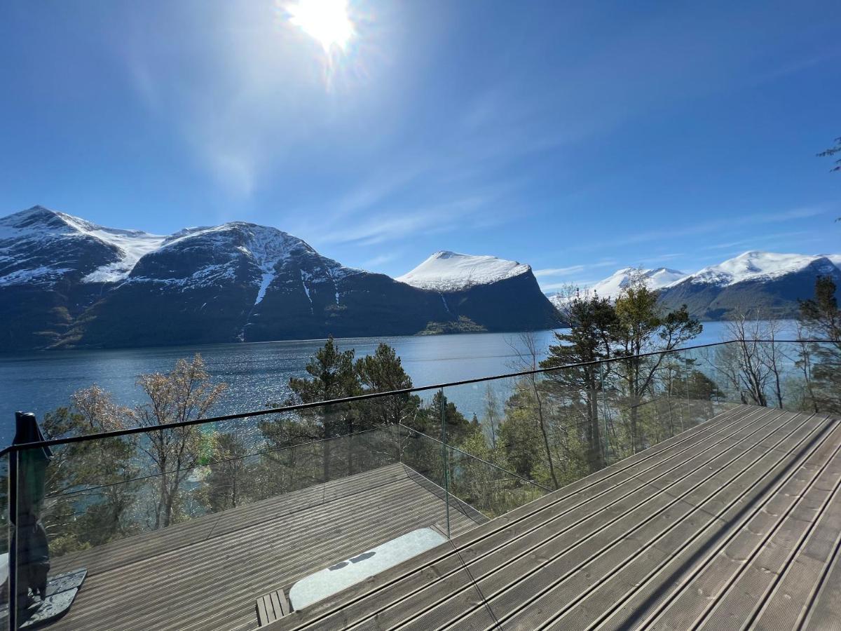 Villa Kristina / Andalsnes Torvik ภายนอก รูปภาพ