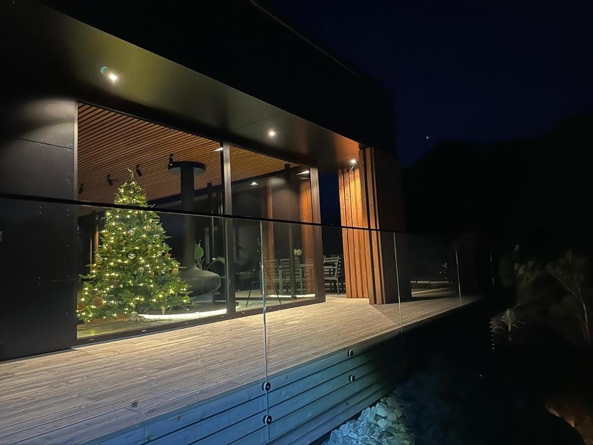 Villa Kristina / Andalsnes Torvik ภายนอก รูปภาพ