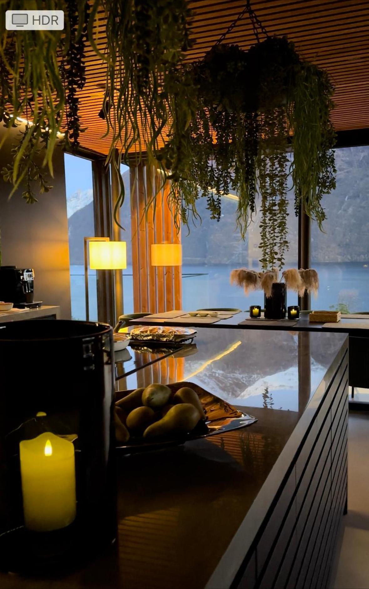 Villa Kristina / Andalsnes Torvik ภายนอก รูปภาพ