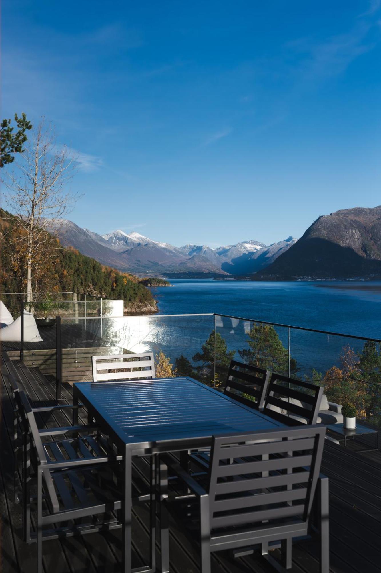 Villa Kristina / Andalsnes Torvik ภายนอก รูปภาพ